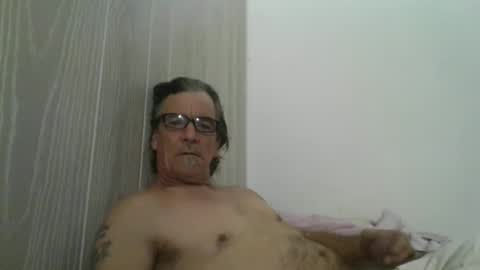 Snapshot of kalifornia91666 chatting on January 6, 6:31 pm kalifornia91666 online show from January 6, 6:31 pm