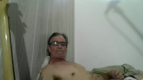 Snapshot of kalifornia91666 chatting on December 29, 9:28 am kalifornia91666 online show from December 29, 9:28 am
