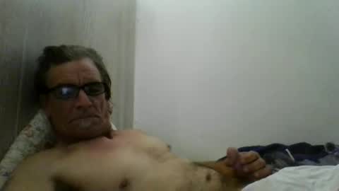 Snapshot of kalifornia91666 chatting on December 3, 11:21 am kalifornia91666 online show from December 3, 11:21 am