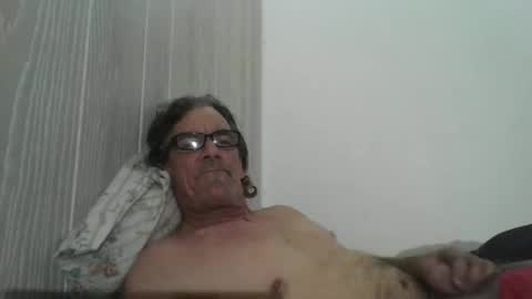 Snapshot of kalifornia91666 chatting on January 17, 4:28 am kalifornia91666 online show from January 17, 4:28 am