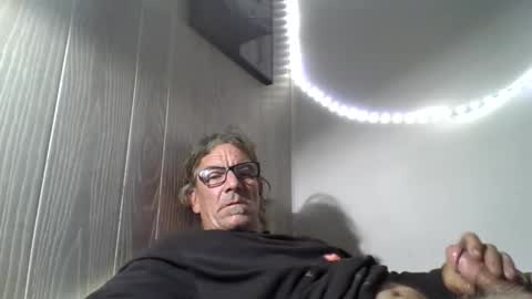 kalifornia91666 online show from October 11, 5:44 am