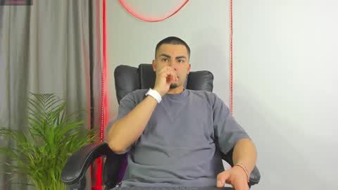 K A L I online show from October 13, 7:58 am