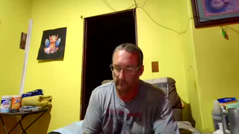 kansasfarmer1 online show from October 20, 1:53 am