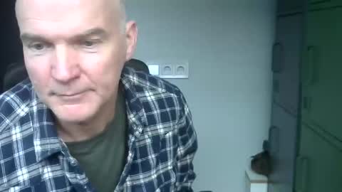 Snapshot of kapitein_rob chatting on December 9, 12:53 pm Robbie online show from December 9, 12:53 pm