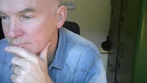 Snapshot of kapitein_rob chatting on December 7, 2:24 pm Robbie online show from December 7, 2:24 pm