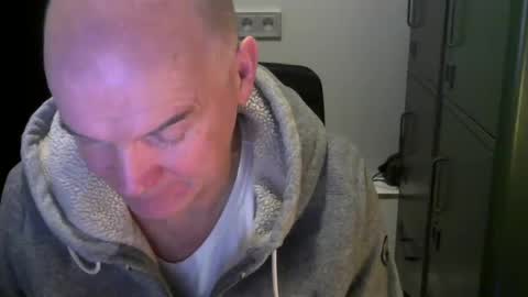 Snapshot of kapitein_rob chatting on December 29, 5:53 am Robbie online show from December 29, 5:53 am
