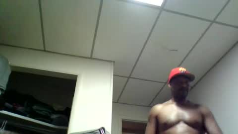 kaylee kakes online show from March 10, 8:04 pm