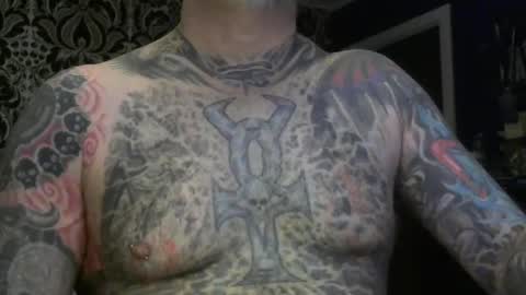 keeeeeeeeeeeeef online show from February 17, 5:43 pm