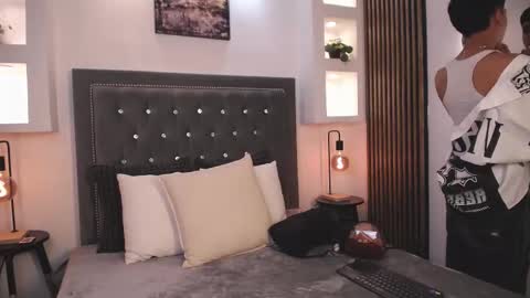 nico online show from March 8, 12:42 pm