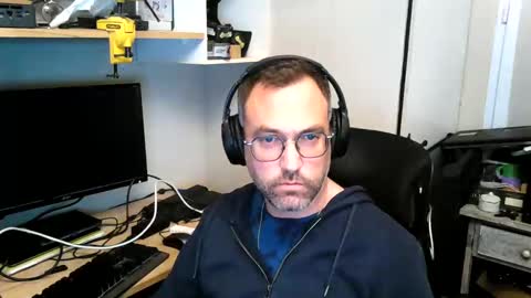 kelvin06133 online show from December 11, 10:06 pm