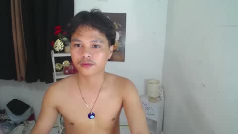 ken8804 online show from March 2, 6:47 am