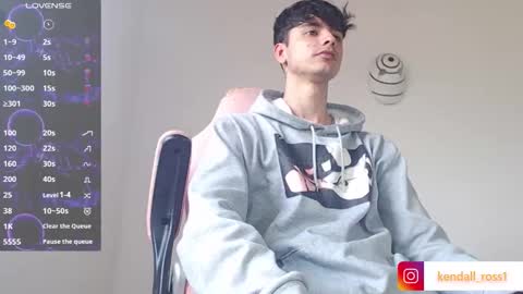 kendall ross online show from October 17, 4:11 pm