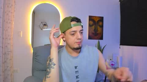 kendel_dimitri online show from January 19, 5:32 am