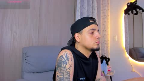 kendel_dimitri online show from October 23, 4:16 am