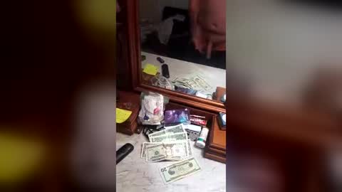 kendorskiwade60 online show from July 11, 4:14 am