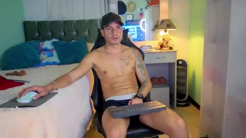 Chriss Morales online show from October 17, 2:26 am