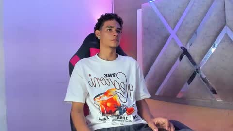 kenix online show from November 7, 9:29 pm