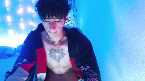 kenny online show from January 3, 5:10 pm