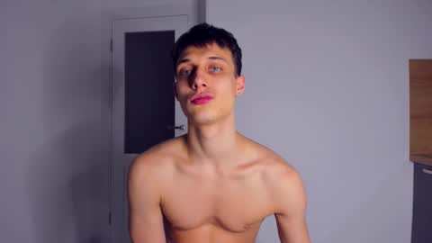 Peter     online show from November 25, 9:39 pm