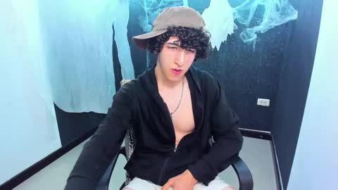 Snapshot of kervs__ chatting on October 10, 9:29 pm Kev online show from October 10, 9:29 pm