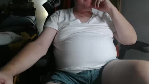 Snapshot of kev92569 chatting on January 25, 2:04 am kev92569 online show from January 25, 2:04 am