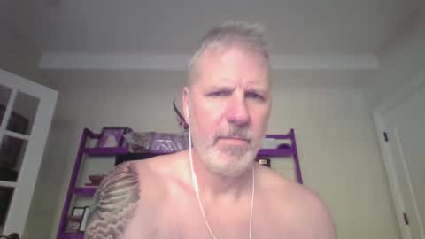 Snapshot of kevenz_playtime chatting on October 30, 3:35 pm kevenz_playtime online show from October 30, 3:35 pm