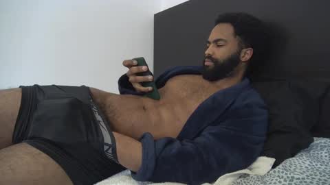 kevi4 online show from March 9, 10:30 pm