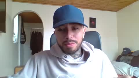 Keviin online show from October 7, 1:04 pm