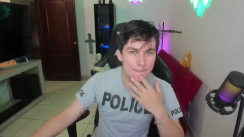 Kevin online show from February 26, 11:39 pm