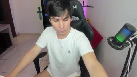 Kevin online show from October 2, 11:42 pm