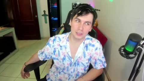 Kevin online show from April 11, 11:30 pm