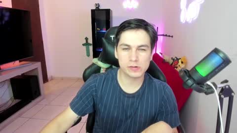 Kevin online show from March 11, 12:00 am