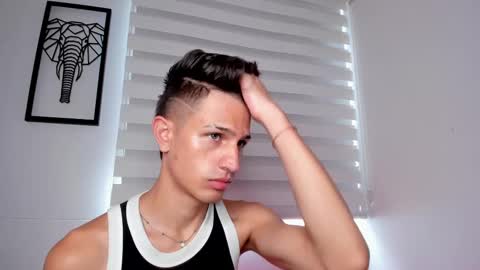 Snapshot of kevin_ahs1 chatting on February 21, 3:10 pm Kevin Ahs online show from February 21, 3:10 pm