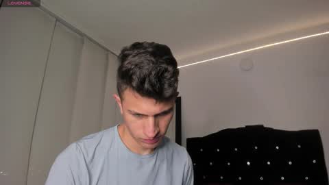 Snapshot of kevin_ahs1 chatting on September 13, 11:17 pm Kevin Ahs online show from September 13, 11:17 pm