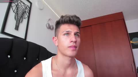 Kevin Ahs online show from November 11, 9:09 pm