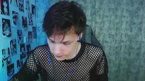 Kevin online show from October 15, 4:31 am