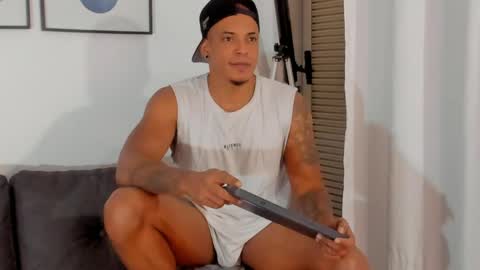 Kevin Lance online show from April 18, 8:05 am