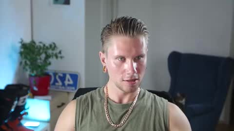 Kev online show from October 15, 2:46 pm