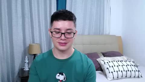 Kevin online show from April 10, 1:23 am