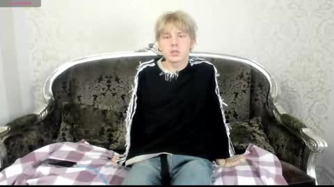 Kevin online show from October 17, 3:27 pm