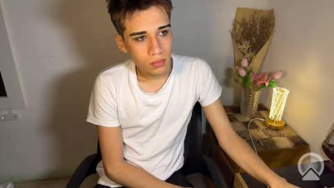 kevonly online show from April 23, 9:47 am