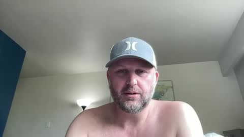 KevinSaunders11 online show from April 10, 9:11 pm