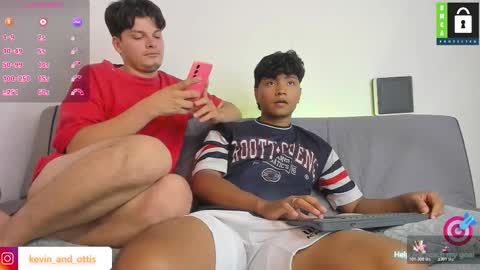 kevin and ottis online show from October 24, 12:02 am