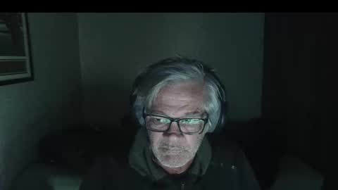 Snapshot of kevwestunder9696 chatting on September 30, 11:03 am kevwestunder9696 online show from September 30, 11:03 am