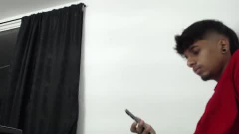 khevinlopezonig online show from December 23, 12:52 am