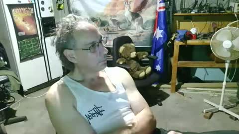 kimintheshed online show from March 21, 12:53 pm