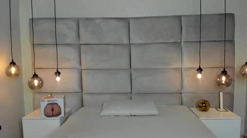 Snapshot of king_dante_ chatting on February 20, 9:09 pm King Dante online show from February 20, 9:09 pm