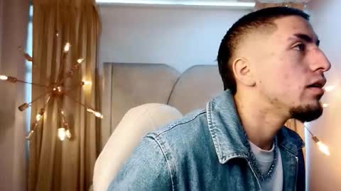 Snapshot of king_dante_ chatting on September 27, 2:15 pm King Dante online show from September 27, 2:15 pm