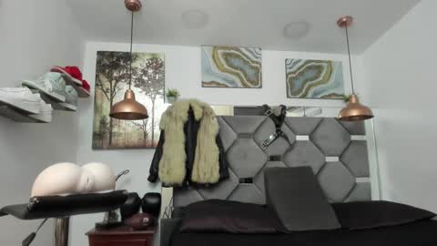 Snapshot of king_fitt_ chatting on January 22, 1:11 pm HOT MEN BLACK online show from January 22, 1:11 pm