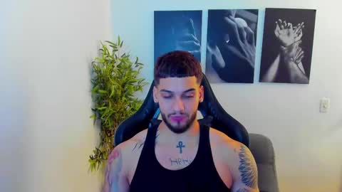 Snapshot of king_of_kings__ chatting on March 9, 2:18 am king_of_kings__ online show from March 9, 2:18 am